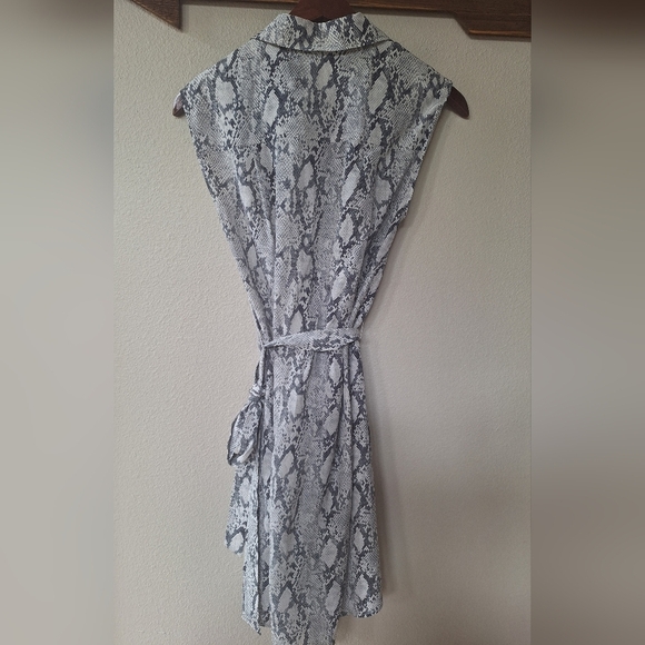Frame Womens Snake Print Silk Sleeveless Mini Dress. Size S - Picture 7 of 8